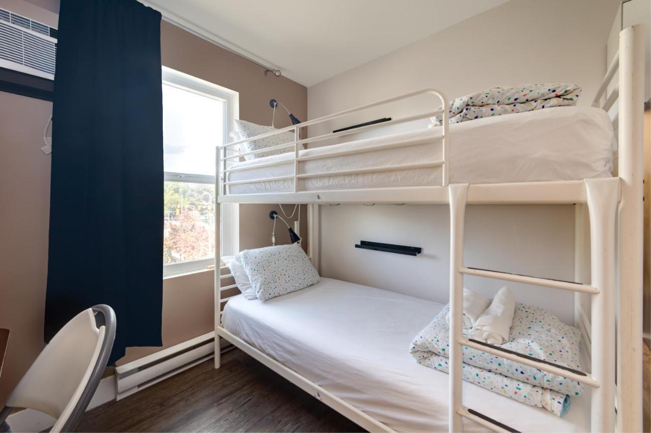 Hostel Hi